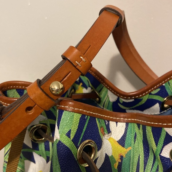 Dooney & Bourke Floral Daffodils Bucket Bag - Picture 4 of 9